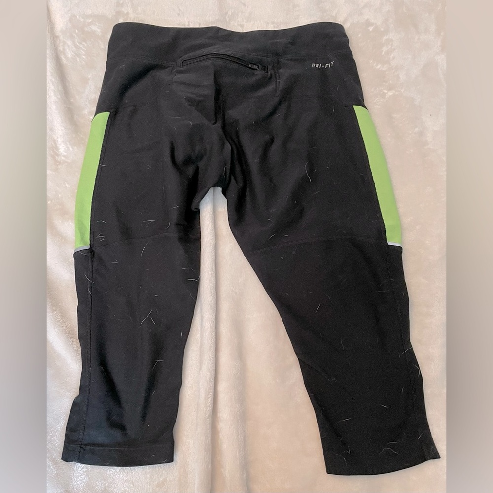 Nike Dri-fit crop leggings
